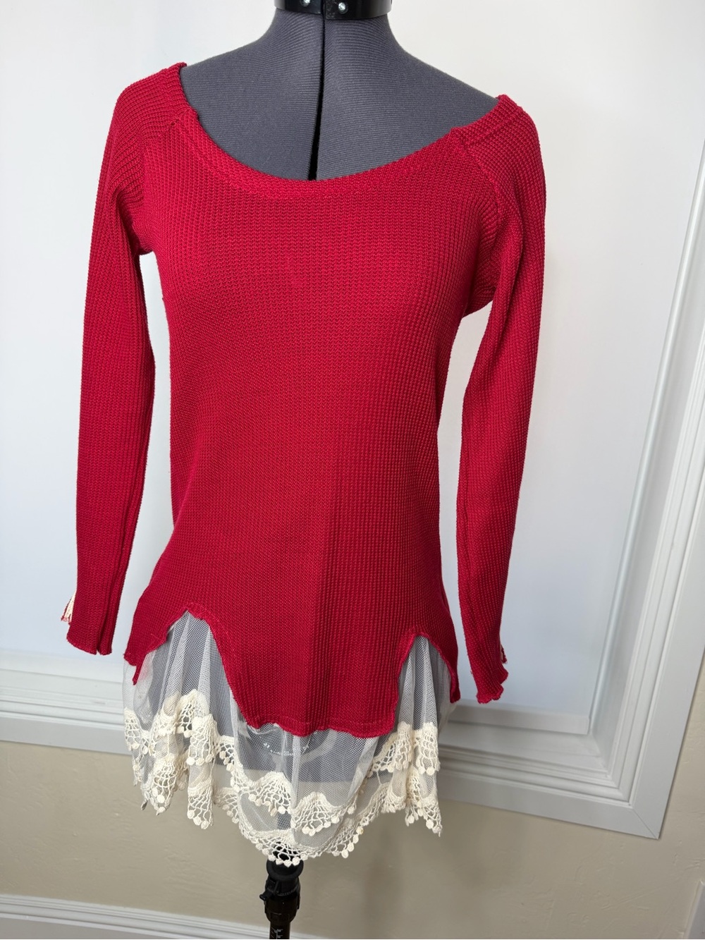 Women's Red Long Sleeve Knit Top with Lace Trim